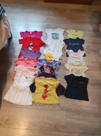 Lot t-shirt manches courtes 24 mois