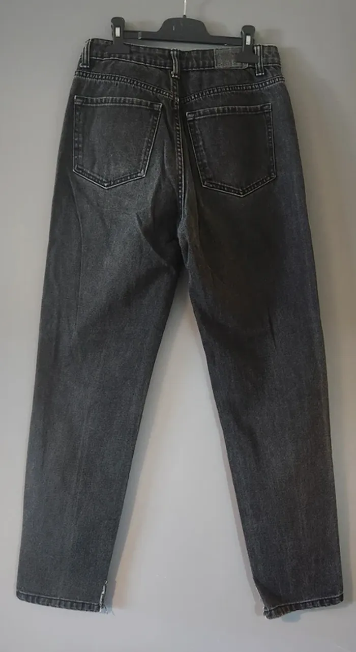 Jean Bershka T34 noir - photo numéro 4