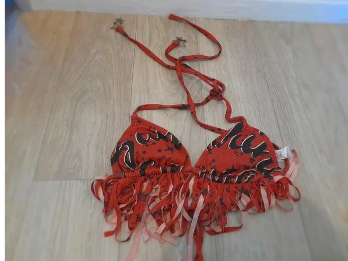 haut de maillot de bains taille 32