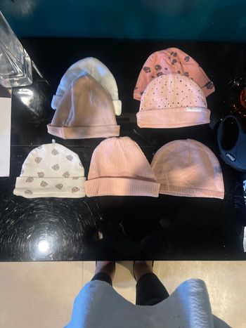 Lot de 6 bonnets nouveau né