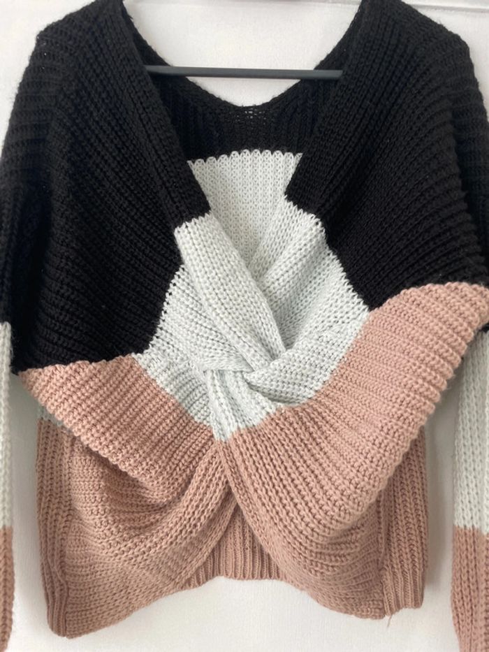 Pull dos nu croisé - photo numéro 4