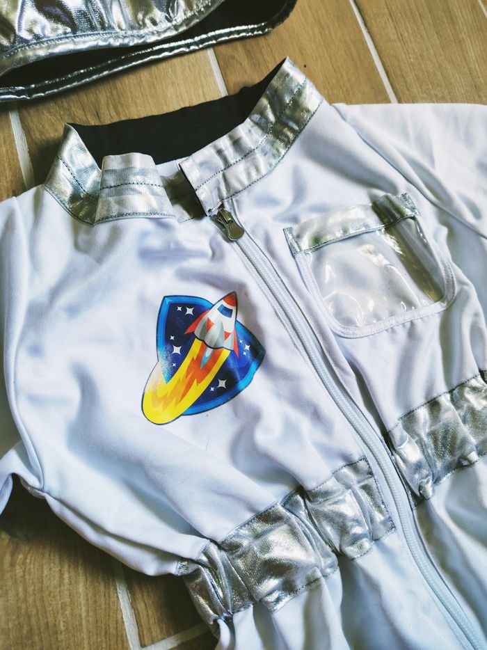 🌝Déguisement/costume astronaute cosmonaute avec casque marque Melissa et Doug pour enfant - photo numéro 3