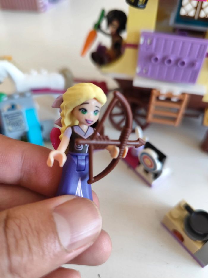 Lego Disney 41157 la caravane de Raiponce - photo numéro 3