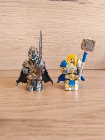 Figurines type lego Arthas et Le Roi Liche Warcraft