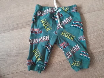 Pantalon marvel 6 mois