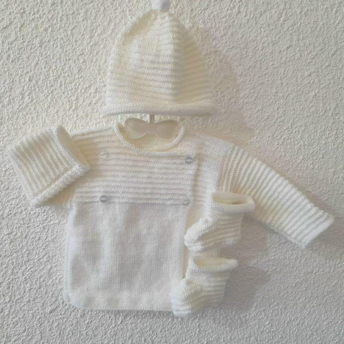 Ensemble 3 mois tricoté main NEUF - laine certifiée Oeko-Tex