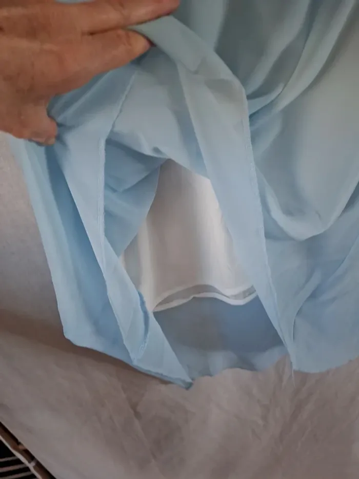 Robe bleue en voile très léger doublée - photo numéro 3