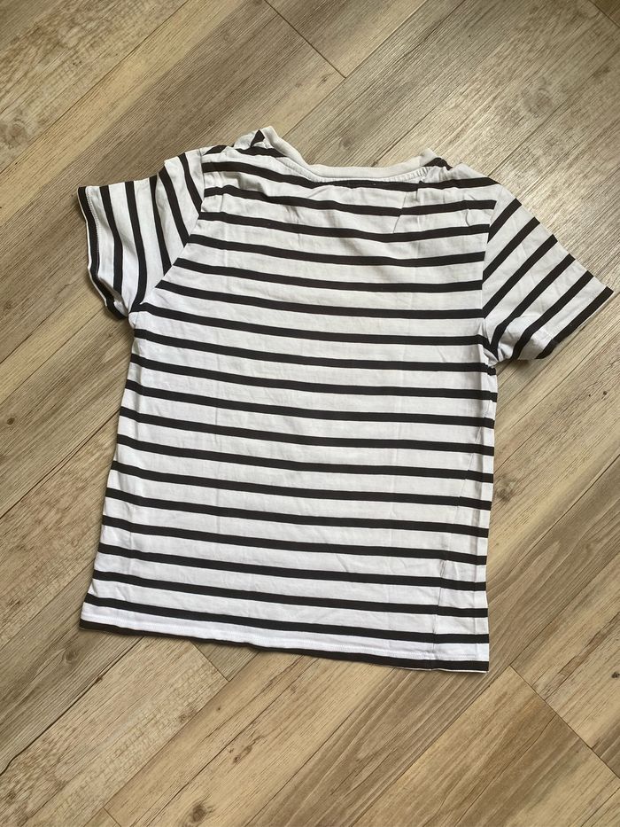 T-shirt rayures, ramones H&M taille 8/10 ans - photo numéro 3