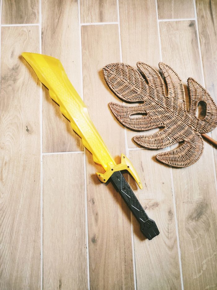 🙅Power rangers dino fury Sabre megafury électronique avec sons et lumières marque hasbro - photo numéro 3