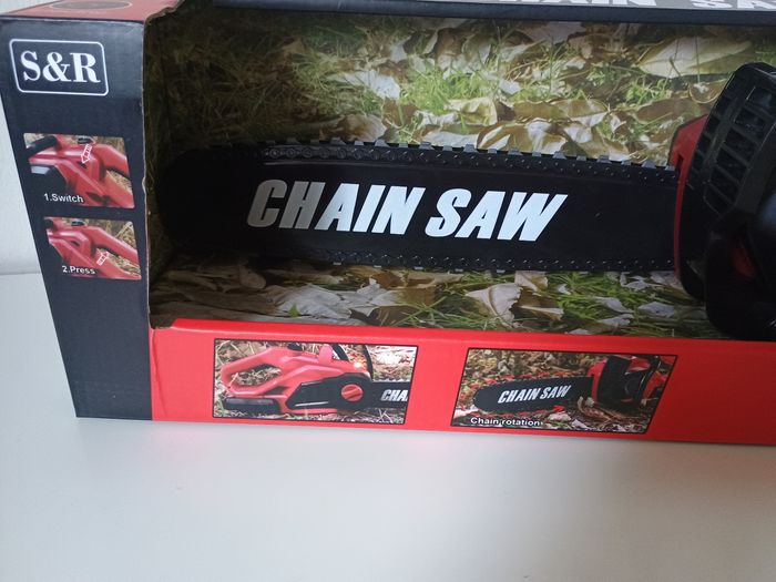 Tronçonneuse électrique enfant neuve son et lumière parfait pour offrir - photo numéro 4