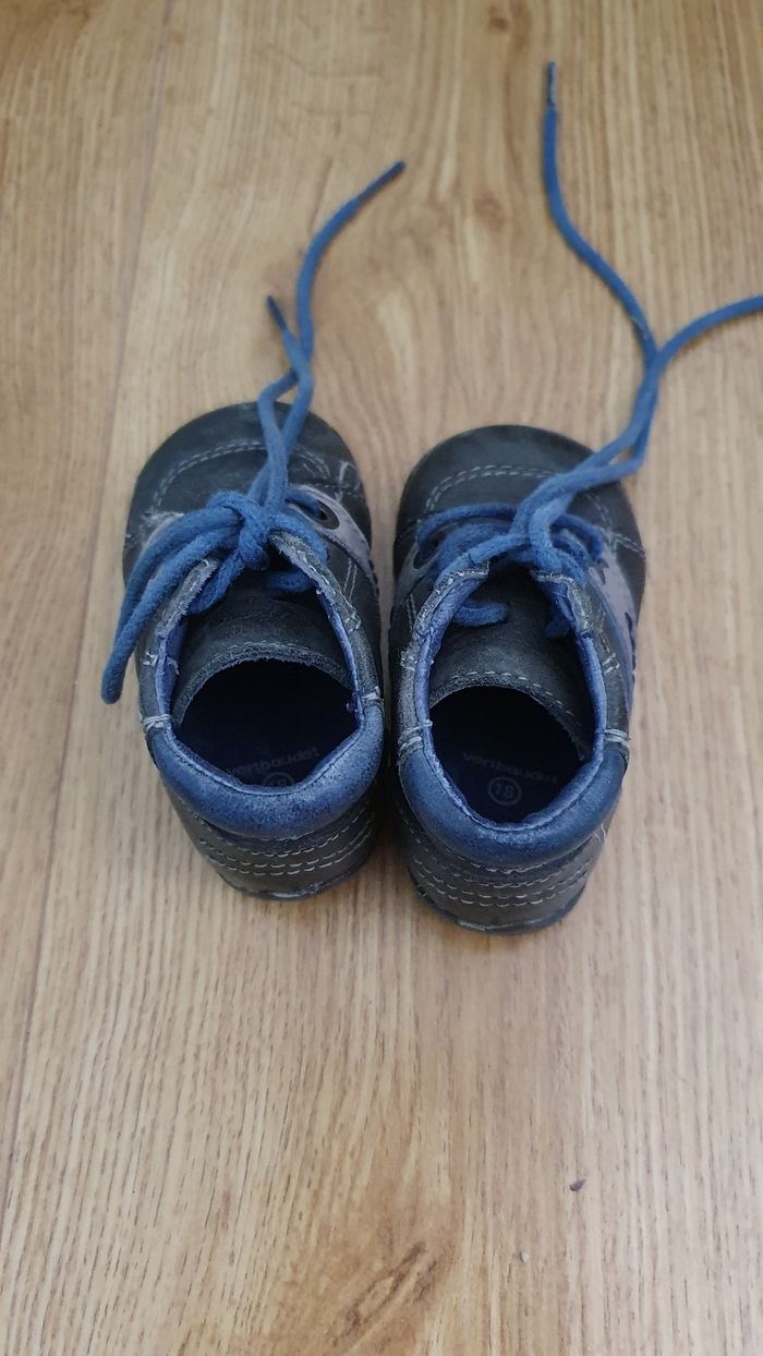 chaussures verbaudet taille 18 - photo numéro 2