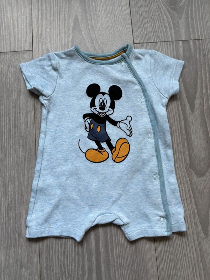 Barboteuse Disney taille 1 mois