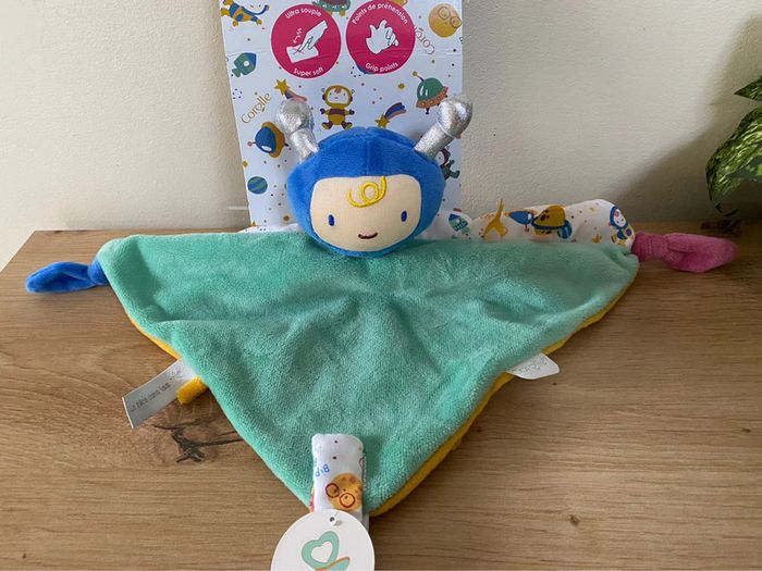 Doudou plat astronaute bleu vert étoile attache sucette corolle neuf - photo numéro 2