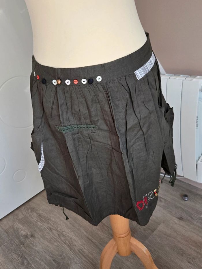 Jupe Kaki Neuve Desigual taille 40 - photo numéro 3