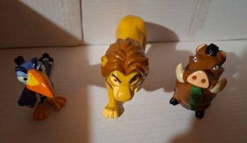 Lot figurines roi lion