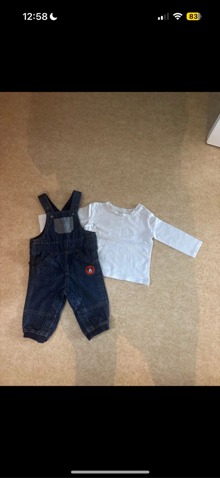 Salopette avec tee-shirts manches longues