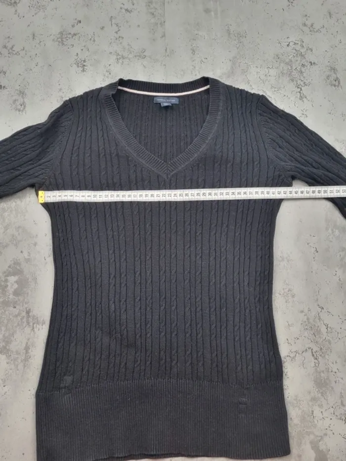 Pull col V torsadé Tommy Hilfiger noir – Taille L Femme (mesures en photos) - photo numéro 11