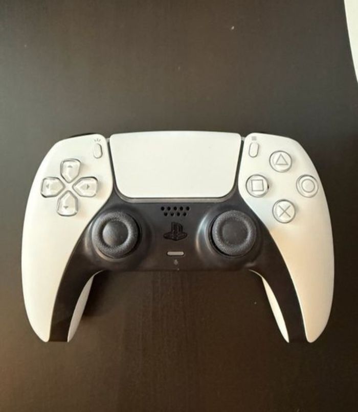 PlayStation 5 - photo numéro 2