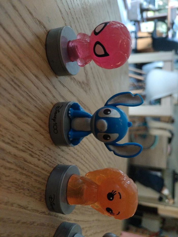 Tampons Disney collector - photo numéro 3