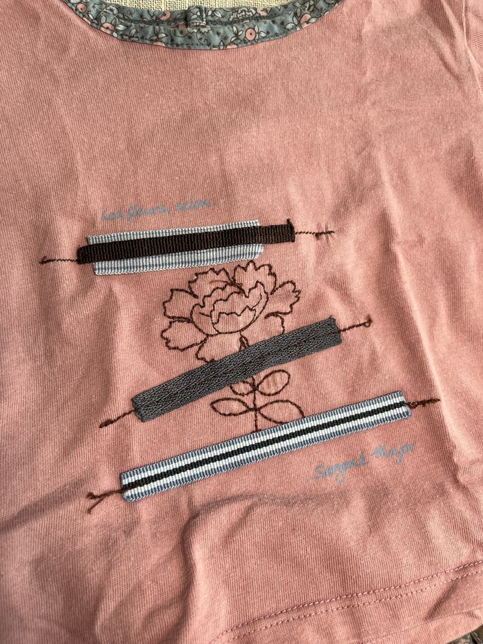 Ensemble pantalon et t-shirt - photo numéro 4