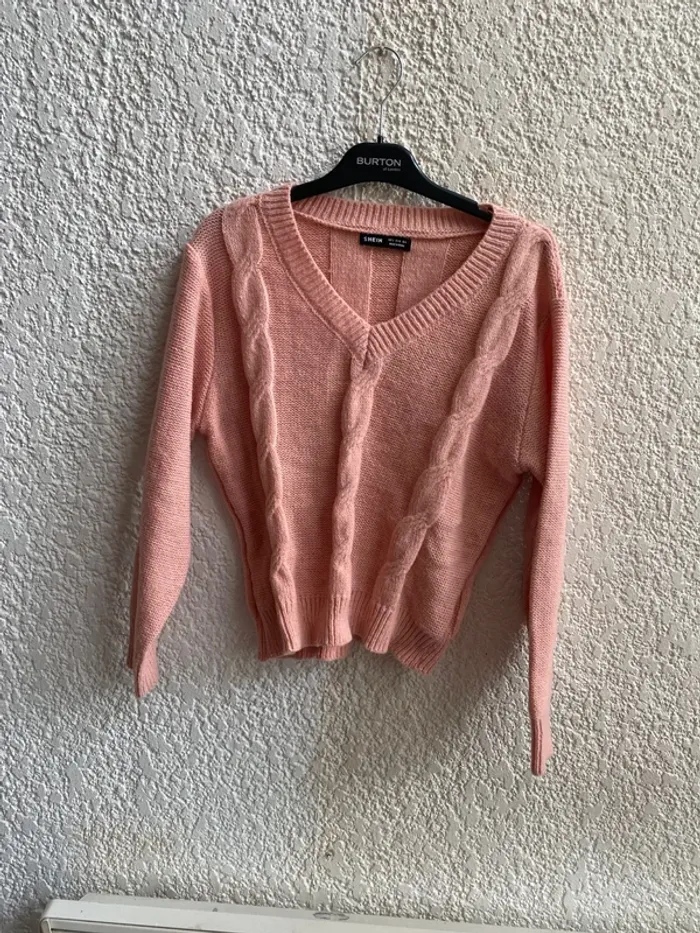 Pull col en V rose torsadé T 36 Shein