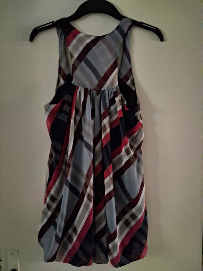 Haut élégant sans manches - photo numéro 6