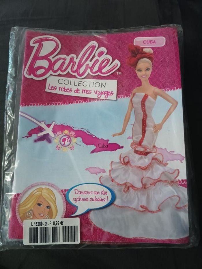 Robe de mes voyages barbie et livre neuf . Cuba