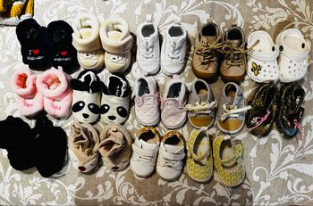 Lots Chaussures Bébé ( taille bébé à  taille 23 ) 