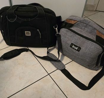 💙🩷  lot deux  Superbes  sacs a langer bébé 🩷💙