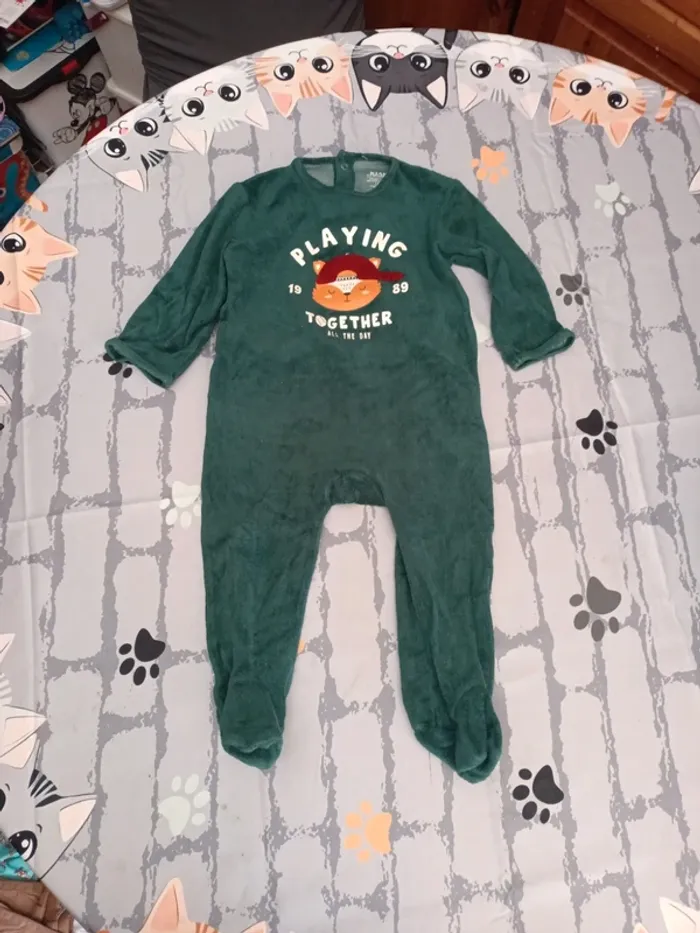 Pyjama kiabi 18 mois bon état