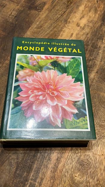 Encyclopédie illustrée du monde végétal fleurs
