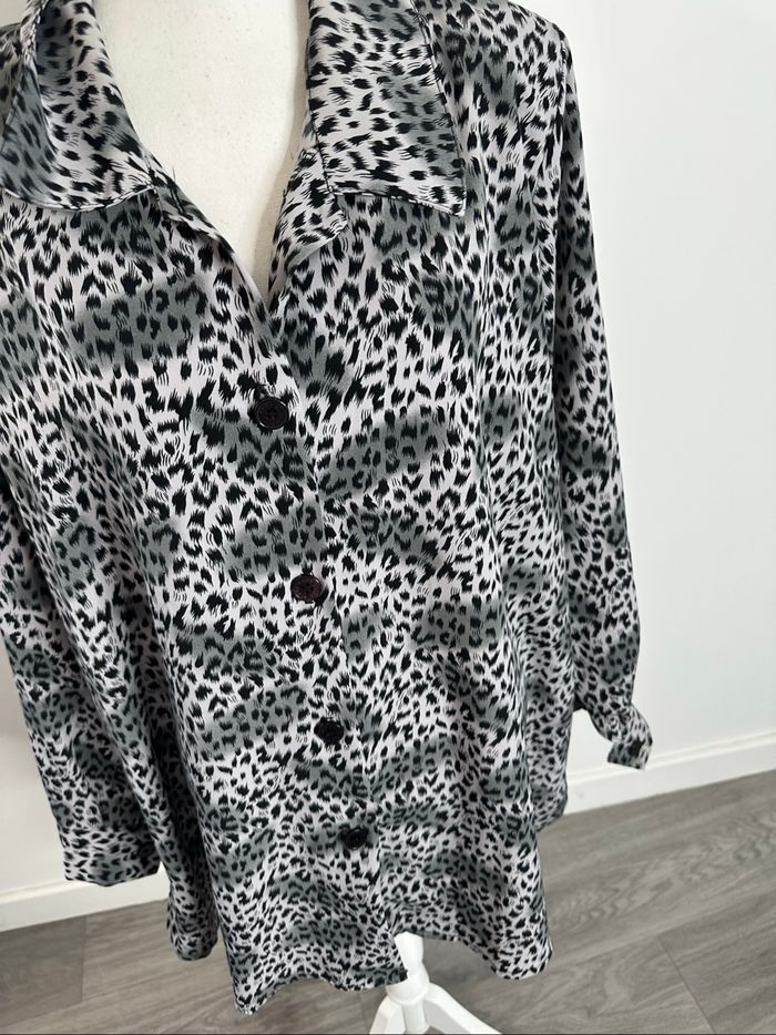 Chemisier oversize leopard gris et noir Vintage T50 5XL - photo numéro 4