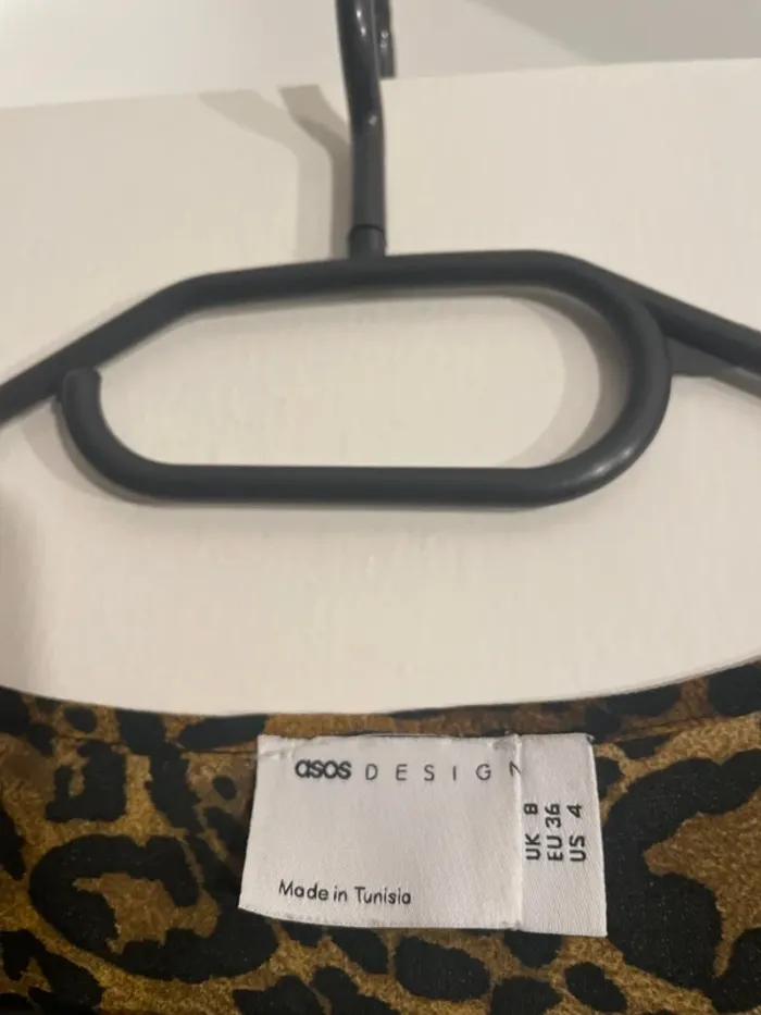 Robe motif léopard Asos - photo numéro 3