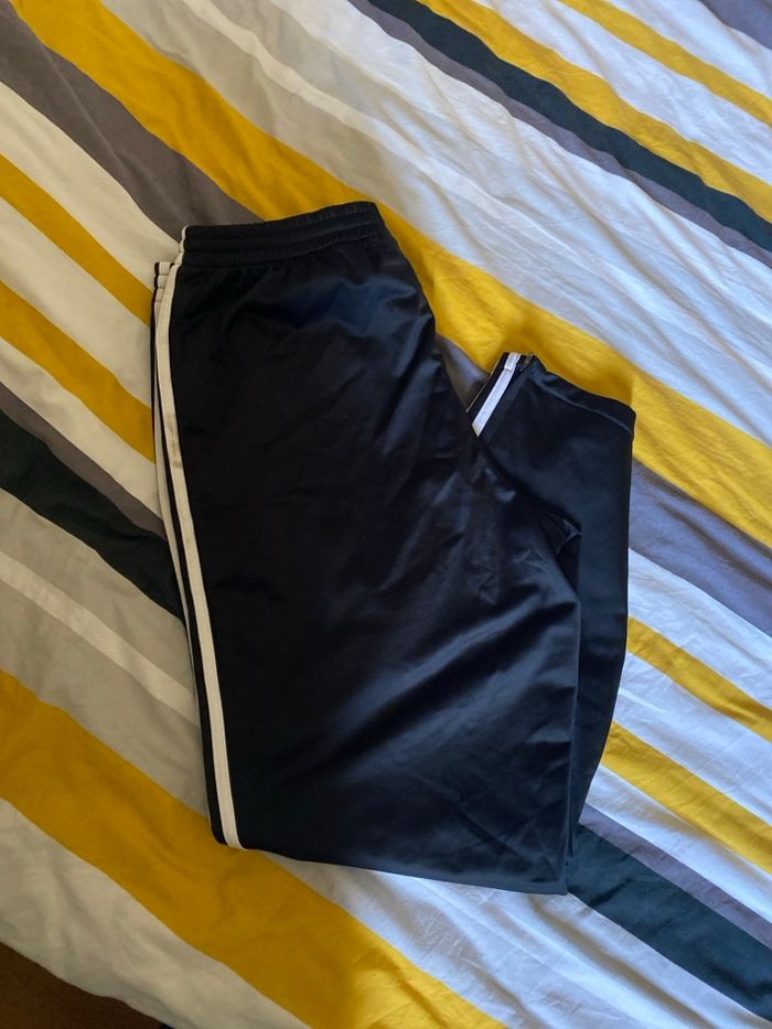 Jogging Adidas - photo numéro 3