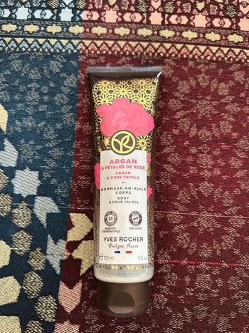 Gommage en huile Argan et Pétales de rose