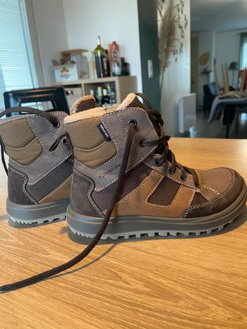 Chaussures rando/ après ski enfant