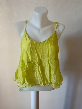 Débardeur vert neuf sans étiquette taille XS b.yu