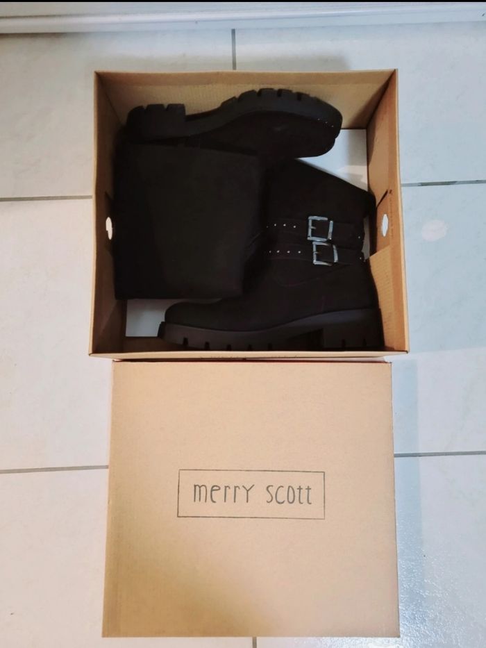 Bottes velours noir ⚫️ femme - photo numéro 4