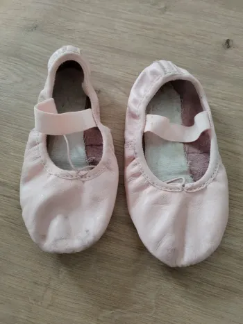 Demi-pointes danse en cuir pointure 28 Decathlon Domyos