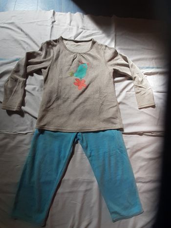Pyjama 2 pièces bleu et gris clair motif oiseau et fleur