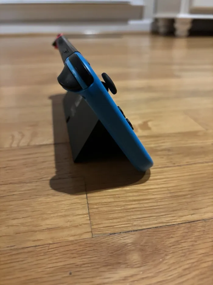 Nintendo Switch - photo numéro 8