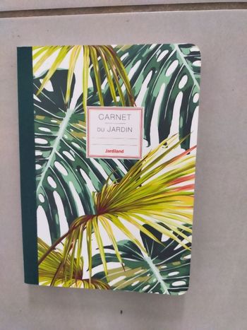 Cahier avec des lignes