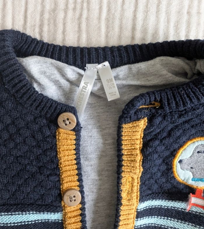 Lot de 4 gilets 9 mois - photo numéro 4