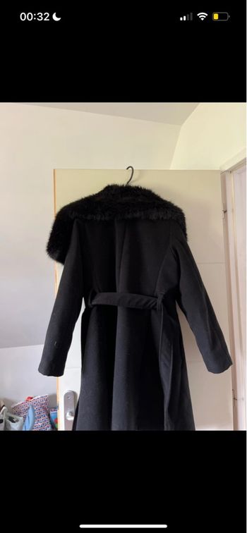 Manteau avec col fourre noir taille L