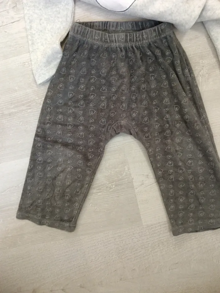 Pyjama garçon 2 pièces 18 mois - photo numéro 7