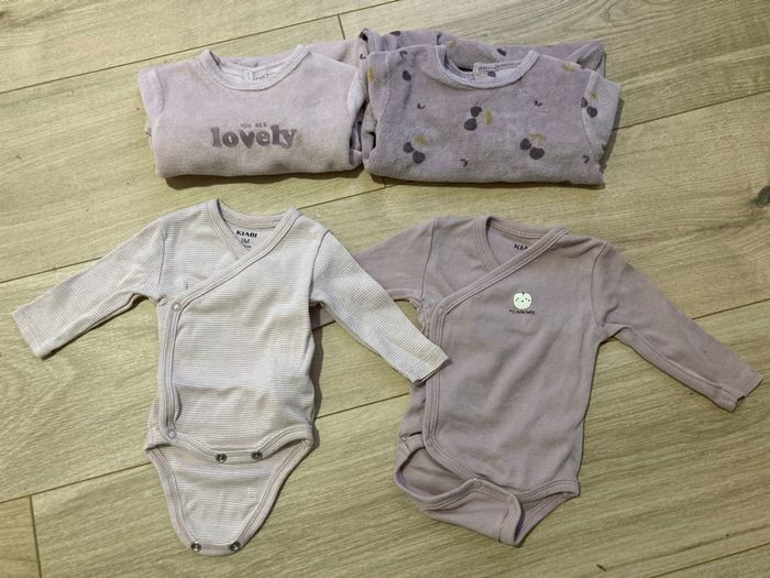 Lot pyjamas bodies 1mois