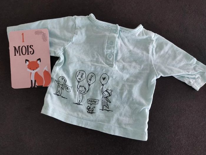 Tee shirt manches longues, taille 1 mois - photo numéro 2