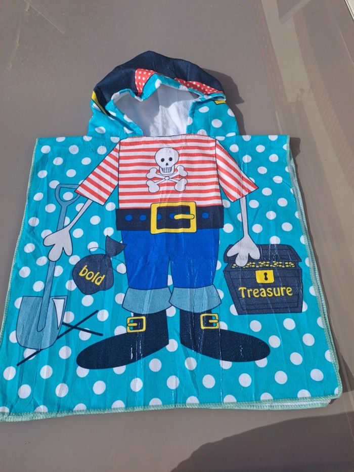 Cape de bain pirate
