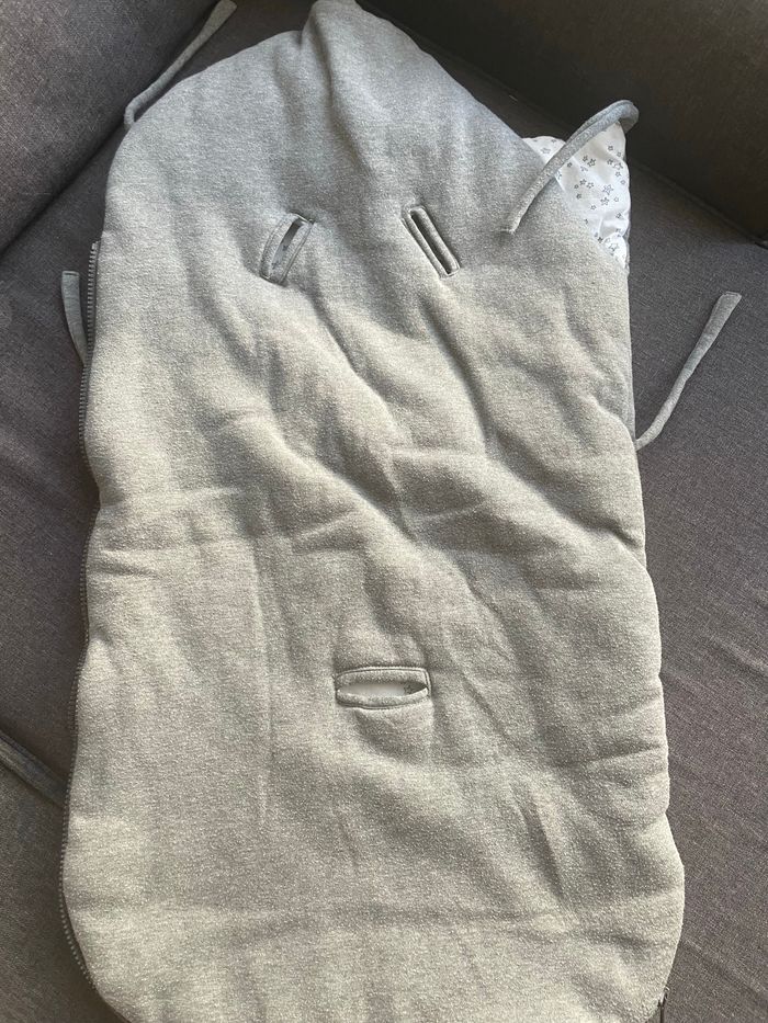 Chancelière grise - photo numéro 2