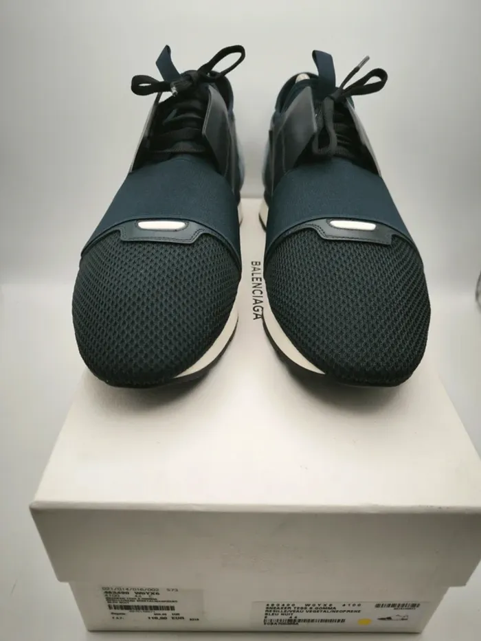 Baskets Balenciaga race runner Taille 44 Neuf - photo numéro 3